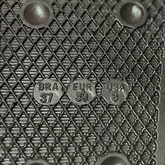 Super cute slide on shoes :) - Picture 4 of 7